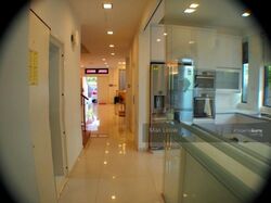 Fernvale Road (D28), Terrace #603673651
